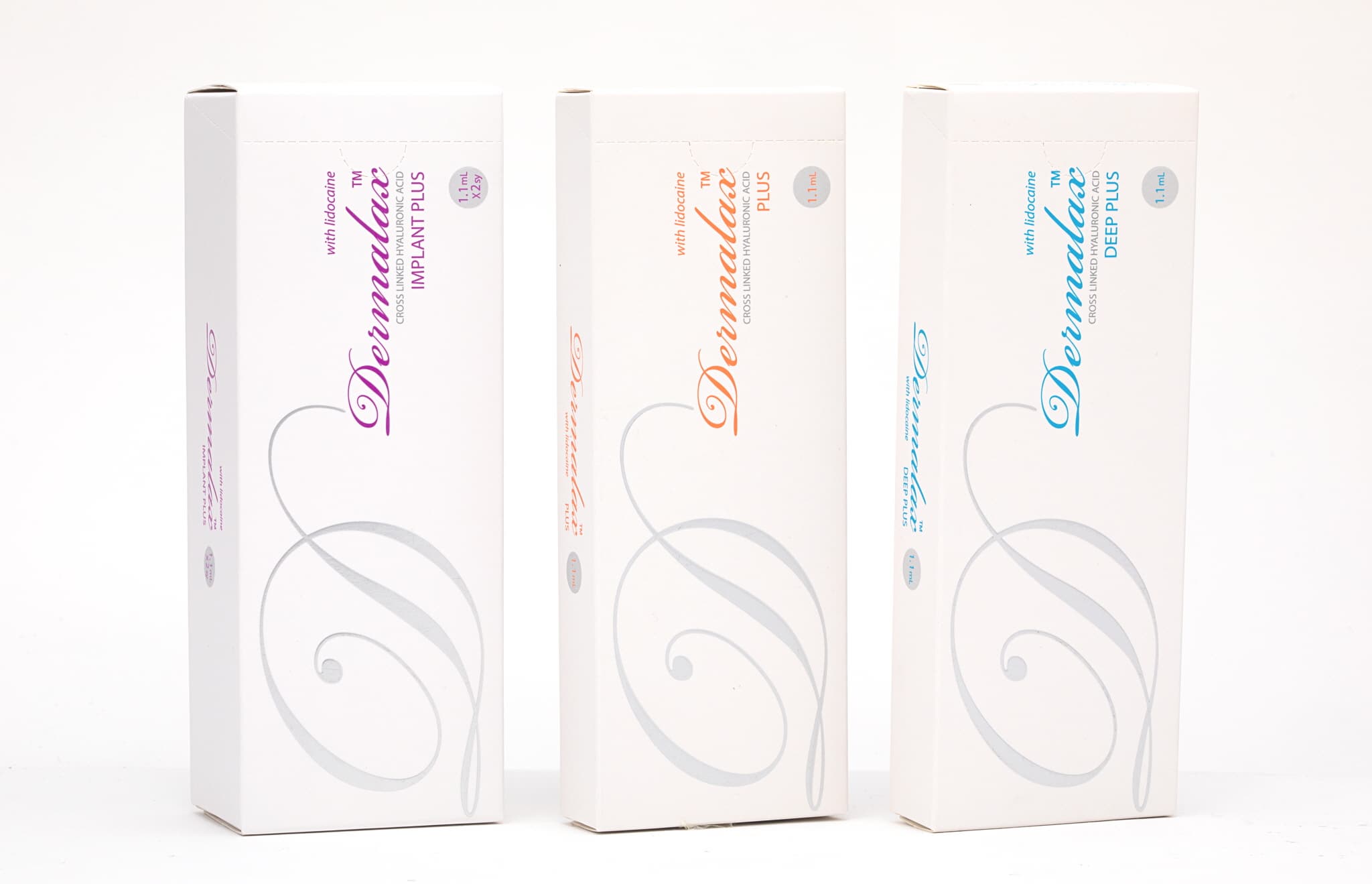 Hyaluronic_acid_Dermalax_filler__2